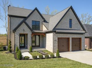 618 Davenport Dr, Louisville, KY 40245
