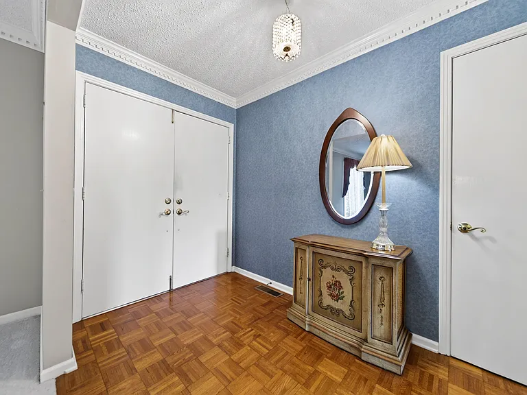 120 Briarwood Dr — Photo 18