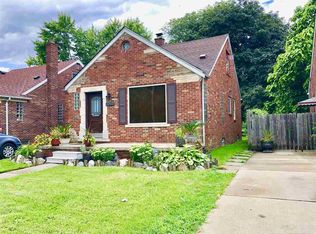 22933 Hayes Ave, Eastpointe, MI 48021