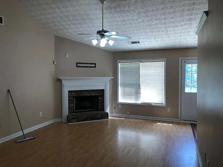 185 Butler Bridge Cir — Photo 20
