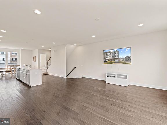 4th image of 15300 Linville Creek Dr #159