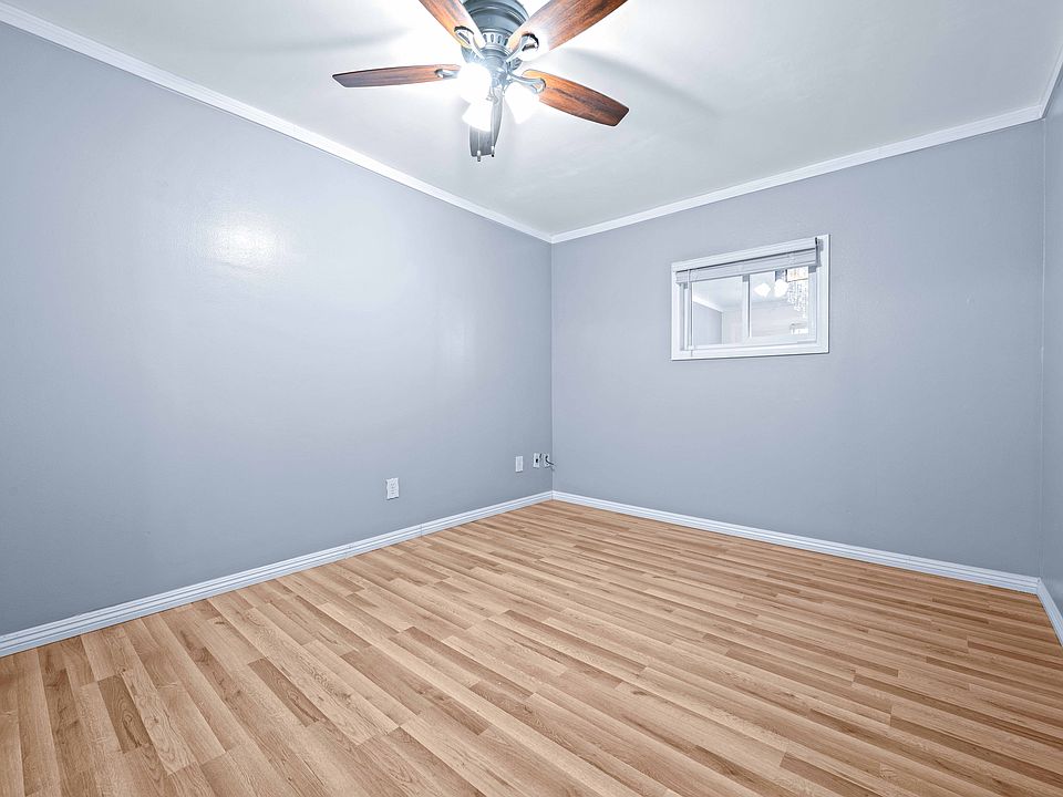 Second bedroom