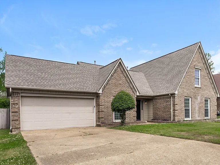 7308 Schilling Cv E — Photo 4