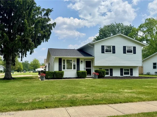 2202 Middle Ave, Elyria, OH 44035