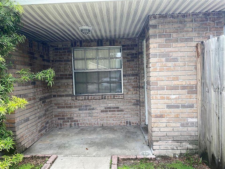 1st image of 3142 Bloomingdale Villas Ct