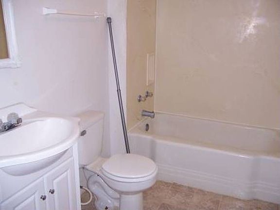 Downstairs Full Bath