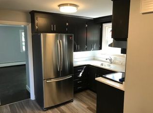 19 Commercial St #B, Marblehead, MA 01945