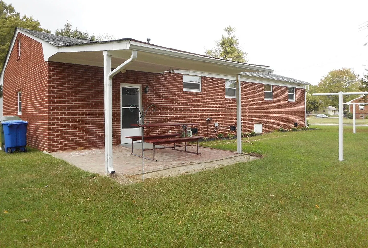 120 Latham Drive, Newport News, VA 23605 — Photo 2