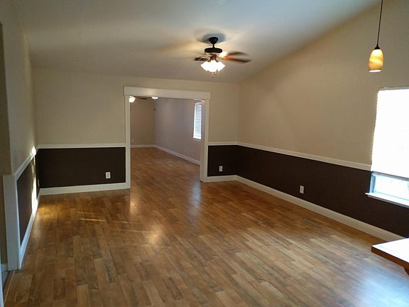 3rd image of 3035 Balboa Ct