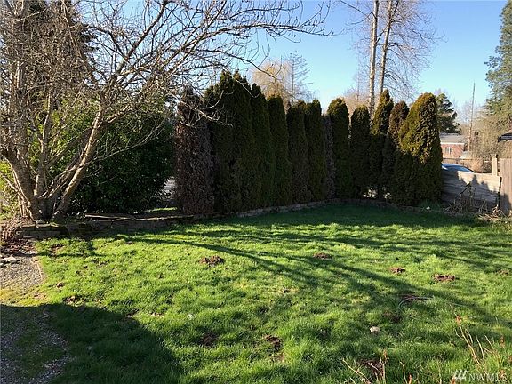 3rd image of 12125 6th Ave E