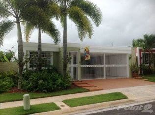 609 Calle Asis, Vega Baja, PR 00693