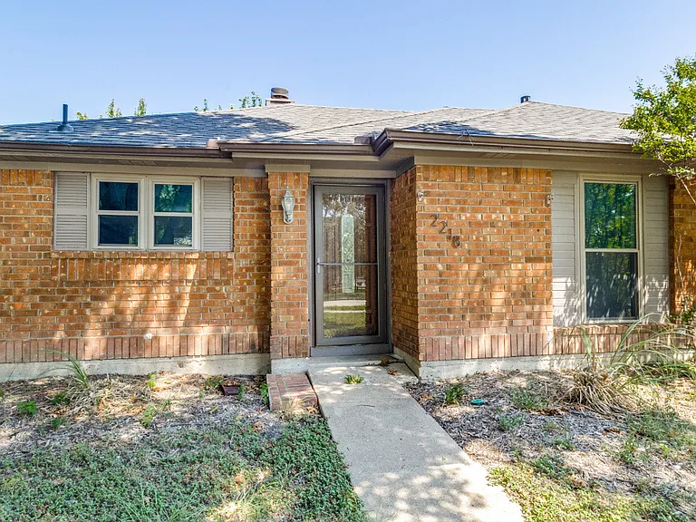 2218 Fuqua Rd — Photo 2