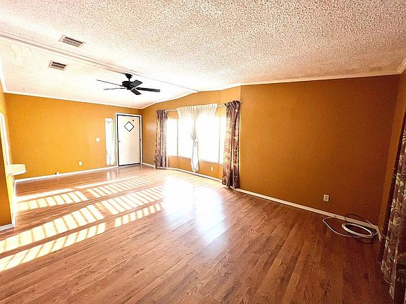 5th image of 1734 Conifer Ave #46