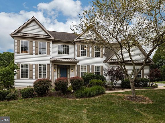 2nd image of 1224 Indian Trail Dr