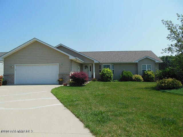 2nd image of 2804 Campus Dr