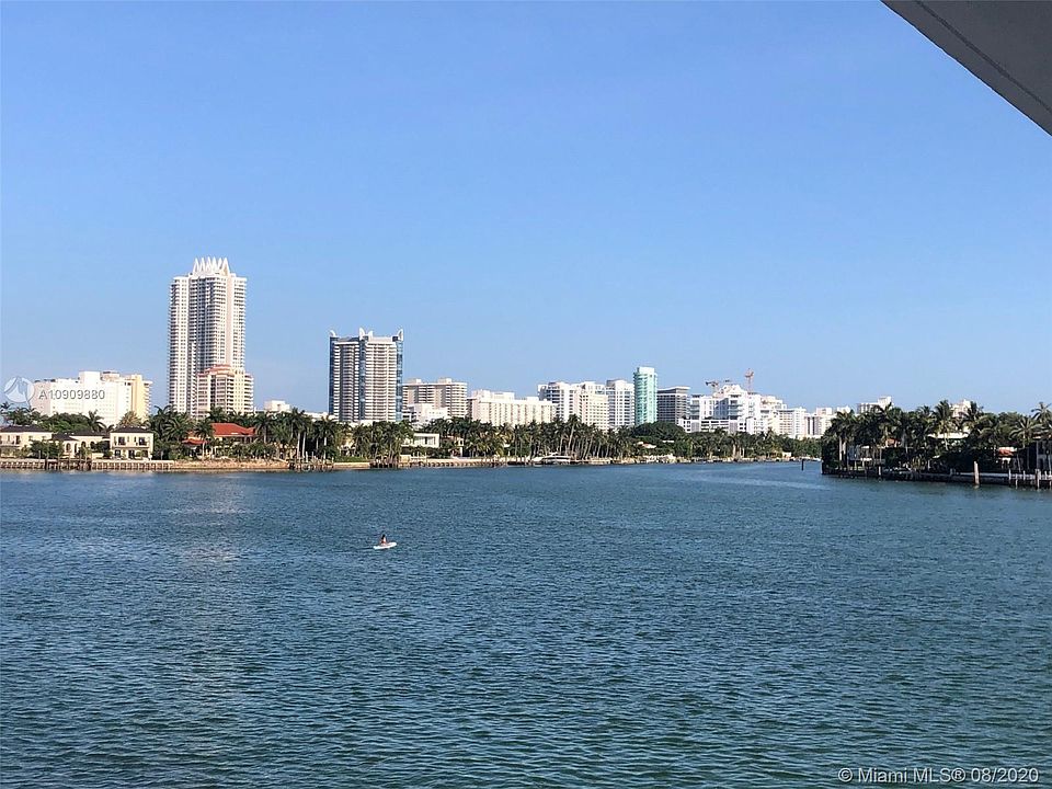 1st image of 960 Bay Dr #901