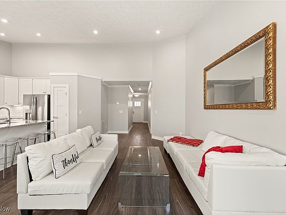 5th image of 38819 Coronado Ave
