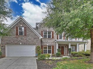 10132 Barrands Ln, Charlotte, NC 28278