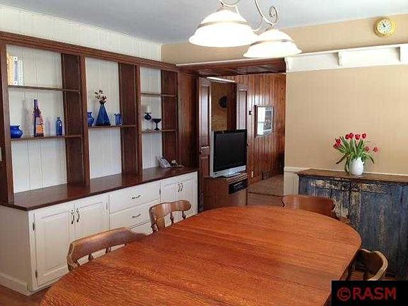 3rd image of 101 E Glencrest Dr