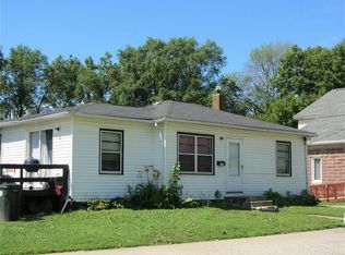 136 Ricker St, Waterloo, IA 50703