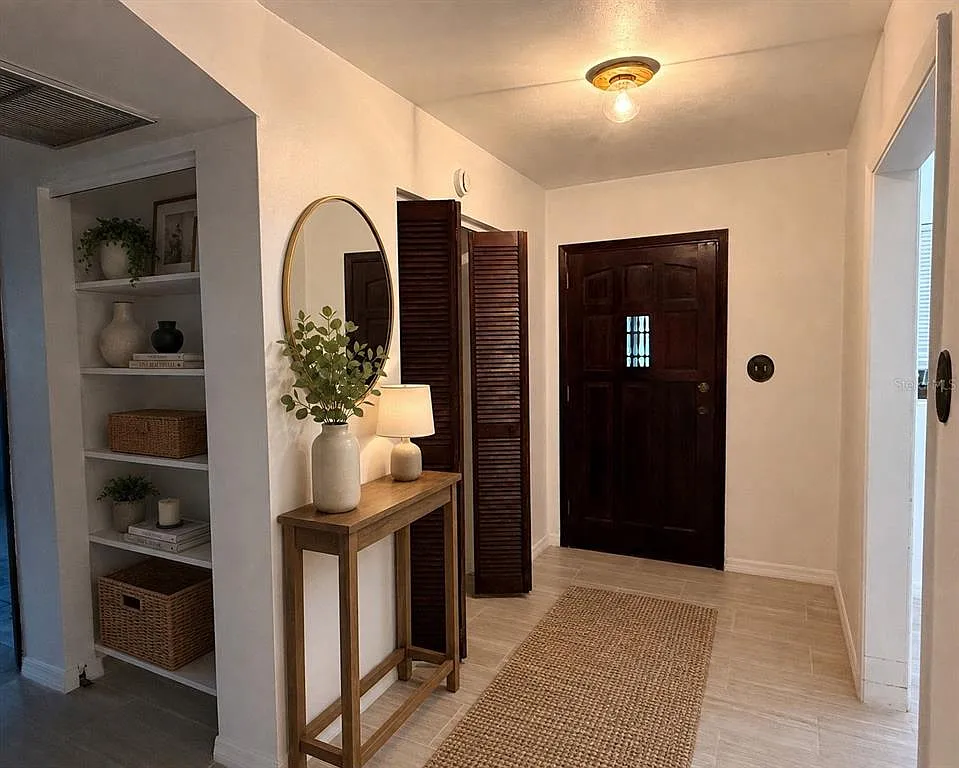 2 bed, 2.0 bath, 1397 sqft, $2,600 — Photo 4
