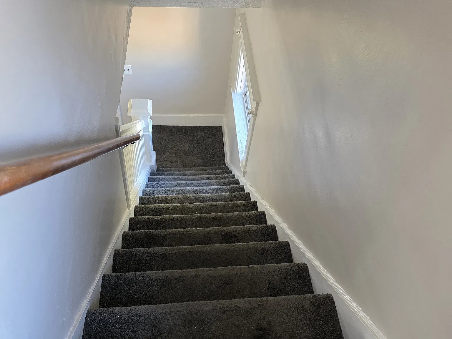 2 bed, $1,050 — Photo 3
