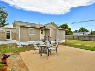 621 S 4th St, Clyde, TX 79510