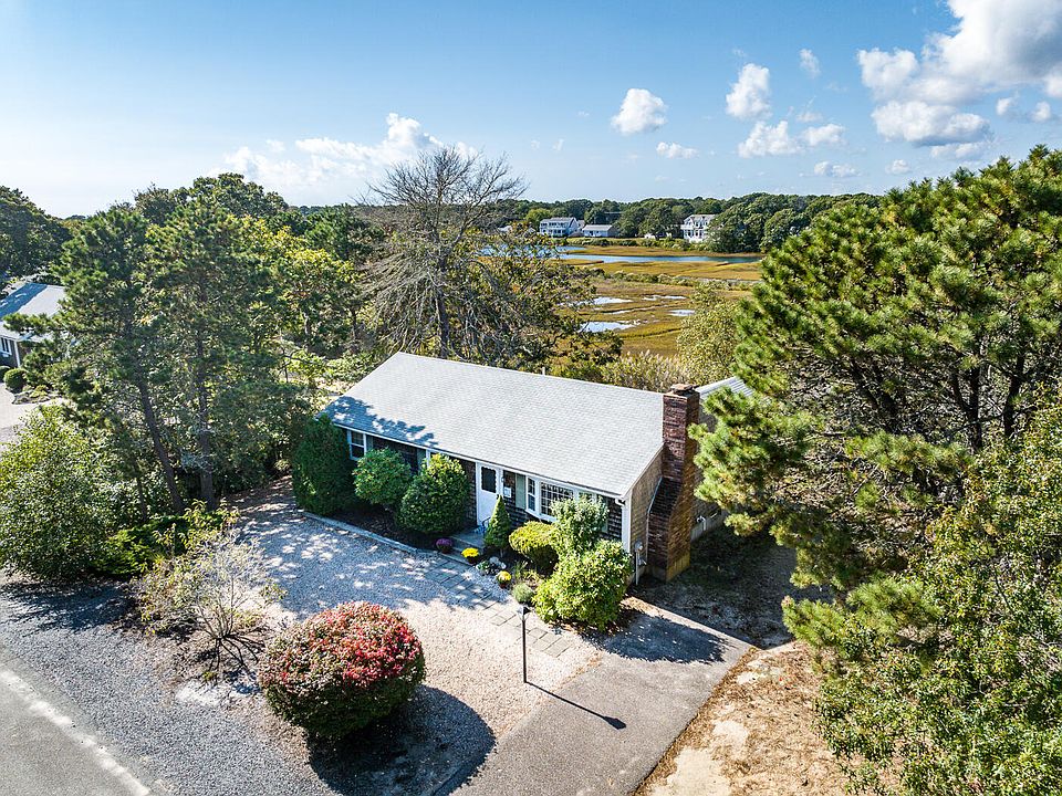 27 Barnard Road, Dennis Port, MA 02639 MLS 22304327 Zillow