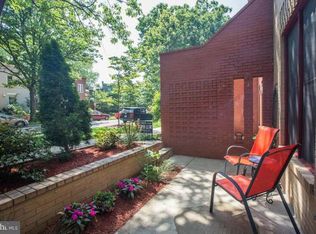 251 14th St SE UNIT B, Washington, DC 20003