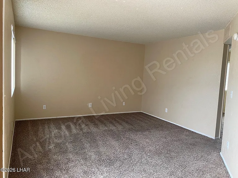 2690 McCulloch Blvd N #1 — Photo 4