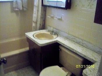 2nd image of 8 Greenbelt Ln