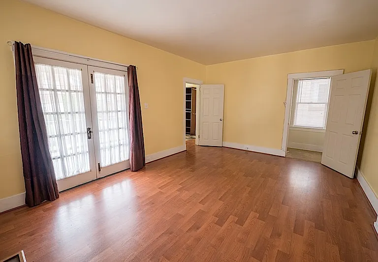 1243 McNeilly Ave — Photo 2