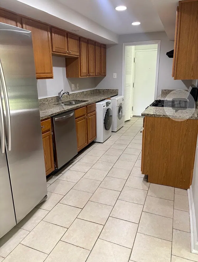 10230 Prince Pl — Photo 3