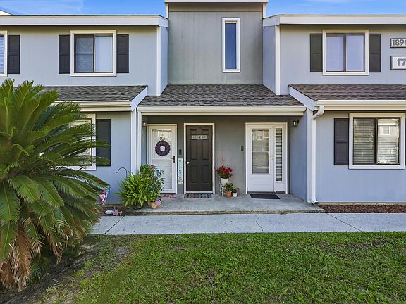 2nd image of 1890 Colony Dr. #17L