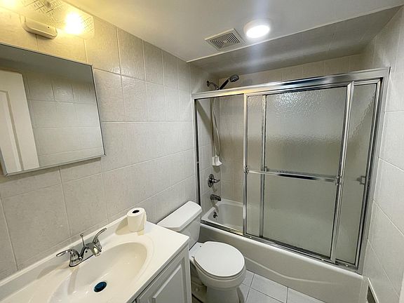 5th image of 103 Excelsior Ave