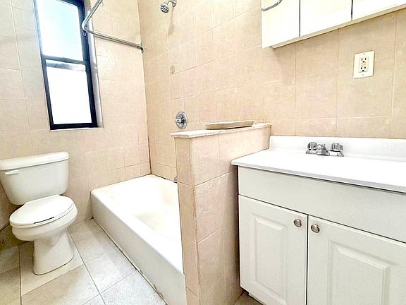 4th image of 1510 Ocean Pkwy APT A15