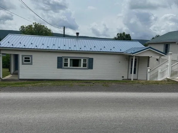 127 W Main St, Loganton, PA 17747