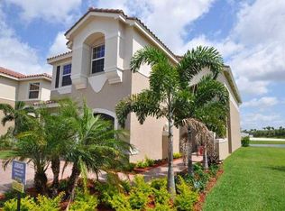 8123 Ravenna Lakes Dr, Boynton Beach, FL 33473