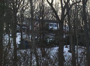 1 Barrister Ln, Middletown, NJ 07748