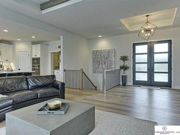 4th image of 3901 S 213th St