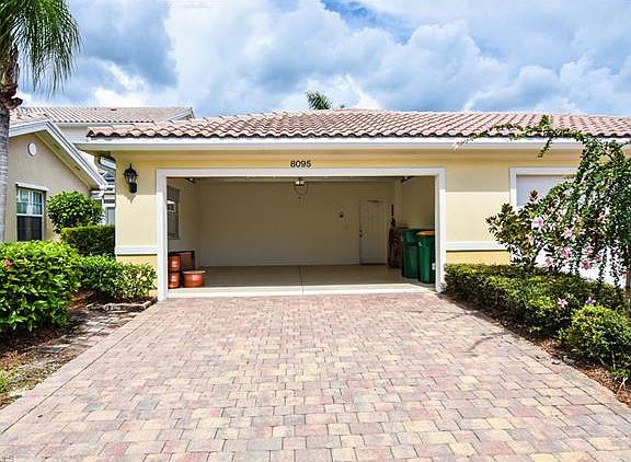 3rd image of 8095 Sorrento Ln