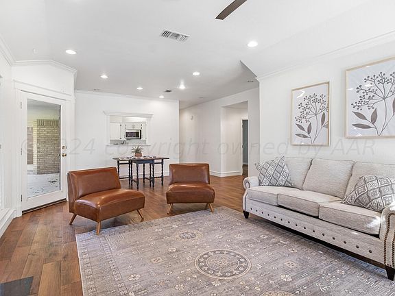 4th image of 513 Bradley Ln