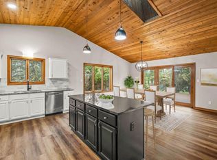 11506 W Janet Ct, Franklin, WI 53132