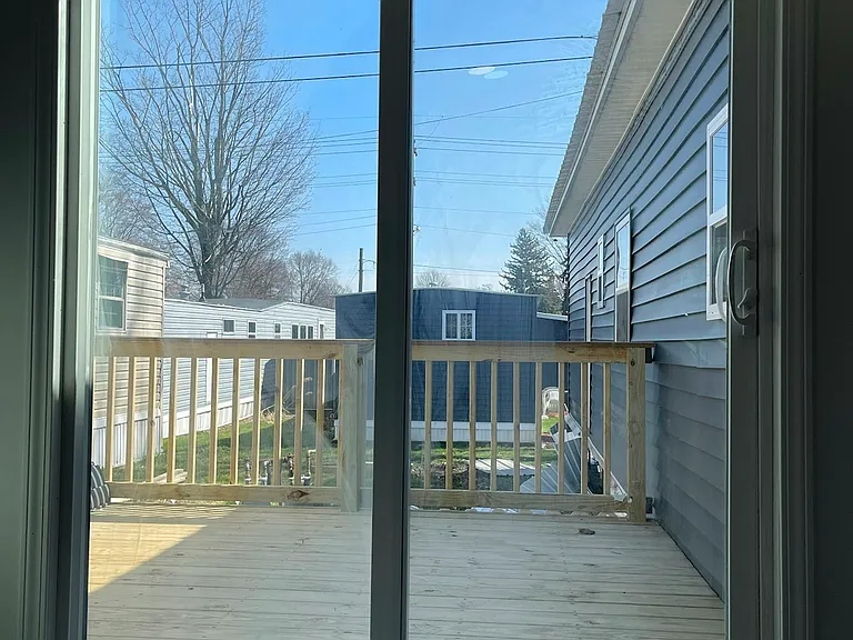 2729 Bailey Ave — Photo 8