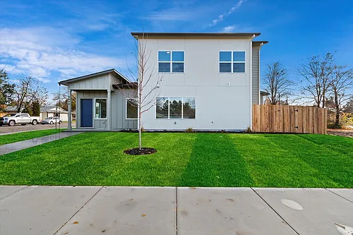 7925 W Reno Way Photo 1