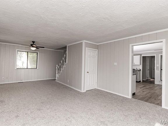 5th image of 8405 Midway Dr