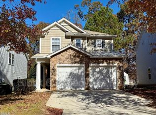 205 Trayesan Dr, Holly Springs, NC 27540
