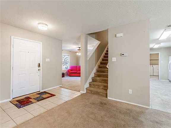 3rd image of 1510 Greenbrook Dr
