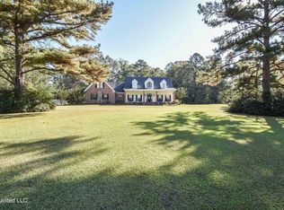 120 Blueberry Hl, Florence, MS 39073