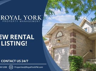 302 College Ave W, Guelph, ON N1G 4T6